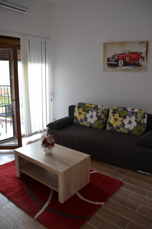 Apartments Porat 티바트 외부 사진